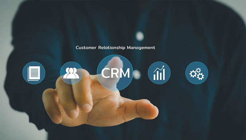 Mức độ tích hợp công nghệ (CRM, AI, chatbot,…)