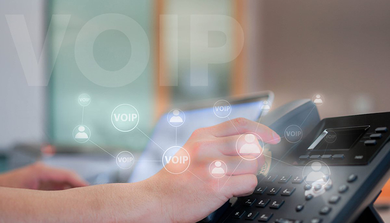 Cach-tinh-nang-trong-he-thong-tong-dai-VoIP-ma-Doanh-nghiep-nen-tham-khao